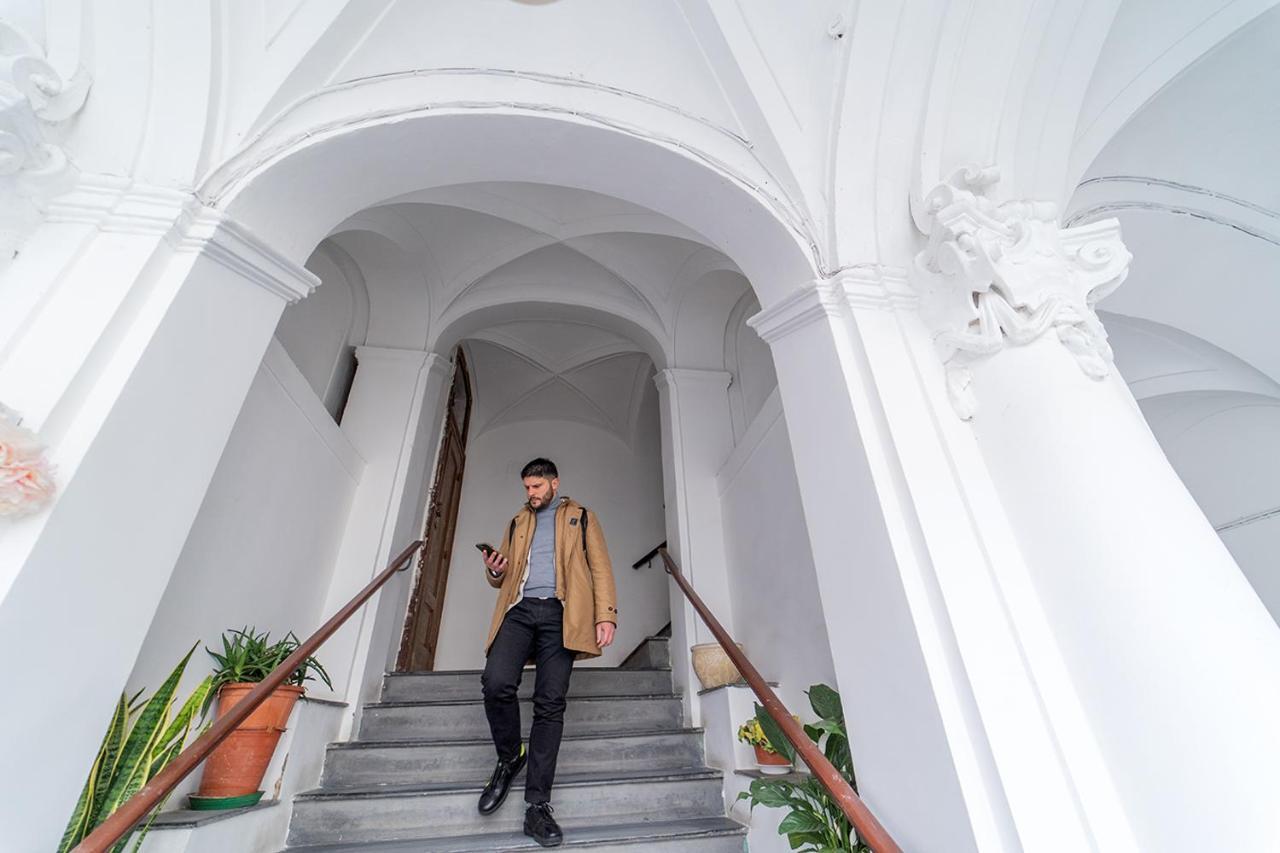 Hotel Medina H. Napoli Centro, By Clapa Group Extérieur photo