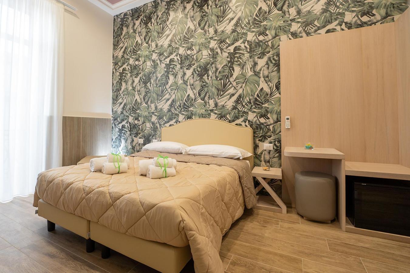 Hotel Medina H. Napoli Centro, By Clapa Group Extérieur photo