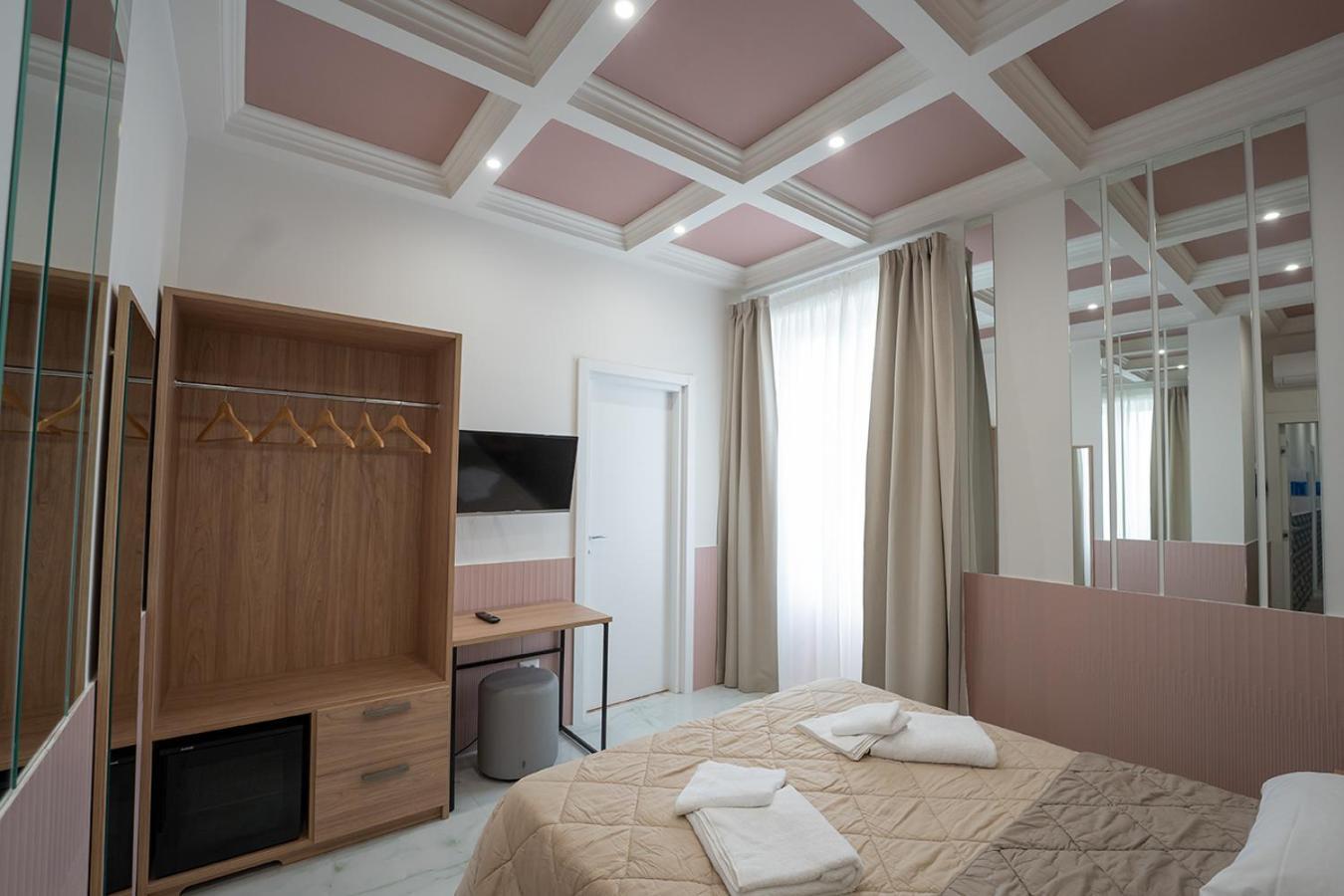 Hotel Medina H. Napoli Centro, By Clapa Group Extérieur photo
