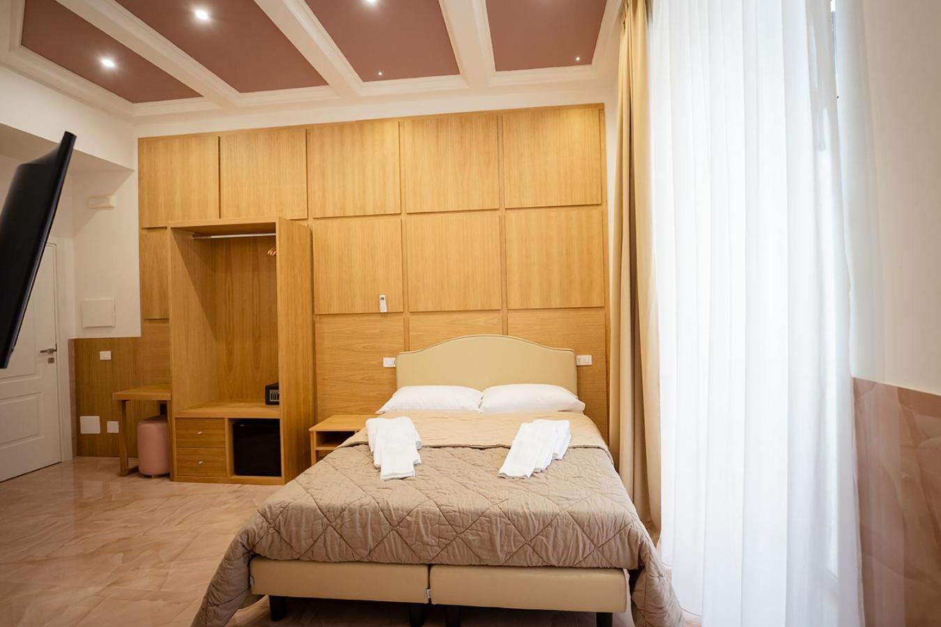 Hotel Medina H. Napoli Centro, By Clapa Group Extérieur photo